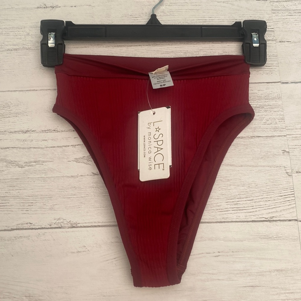 🌟NEW L*Space Bikini Bottom ribbed high waisted small burgundy